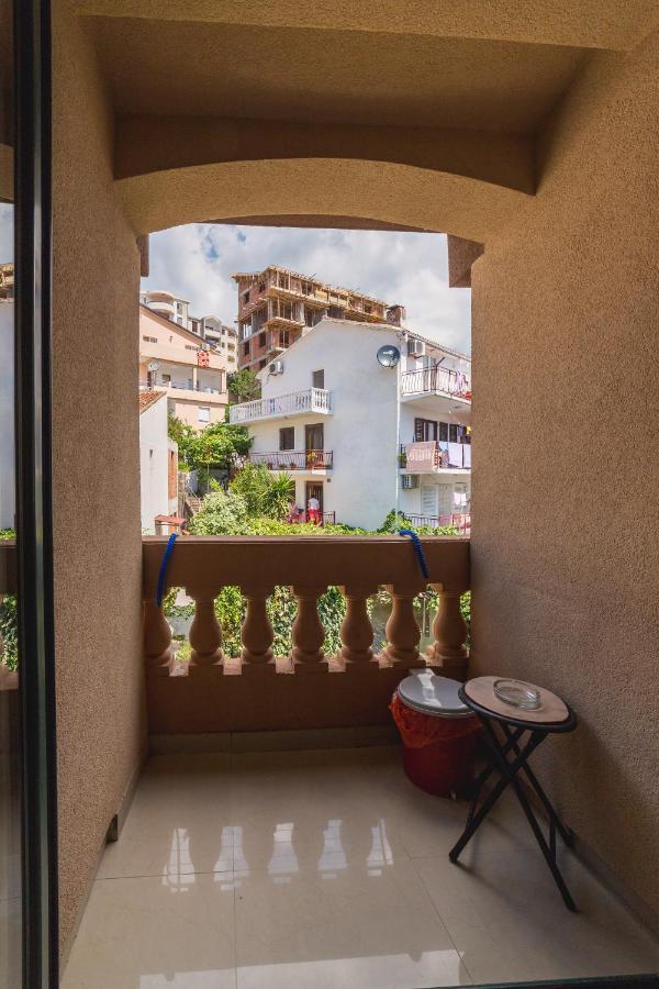 Villa Vera Будва Экстерьер фото